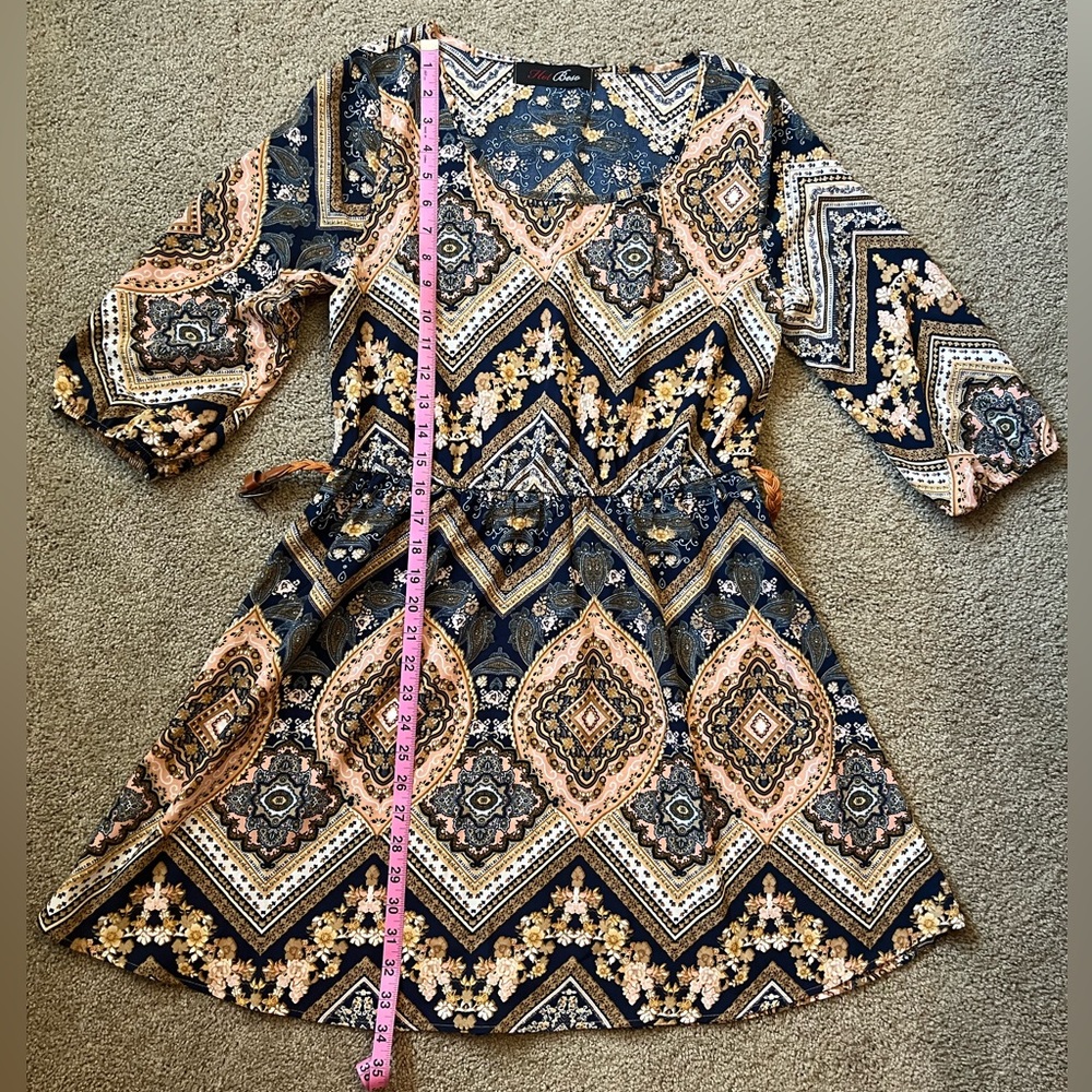 ¾ Sleeve Patterned Dress - Picture 11 of 11